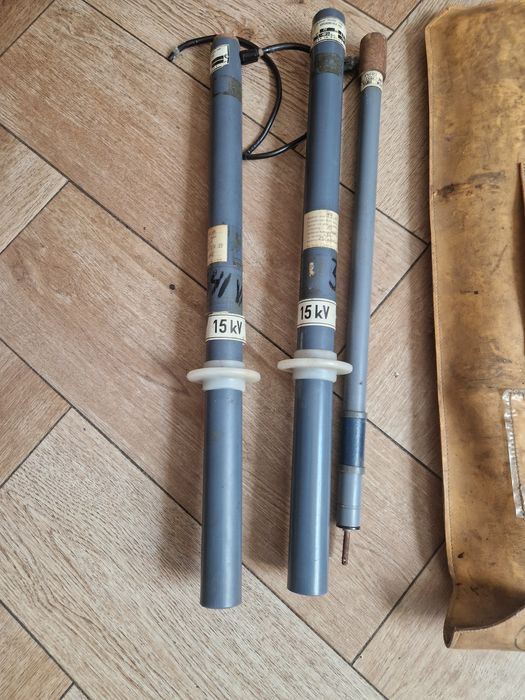 Stary miernik prądu prl