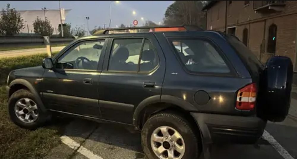 Opel Frontera 2.2 dti