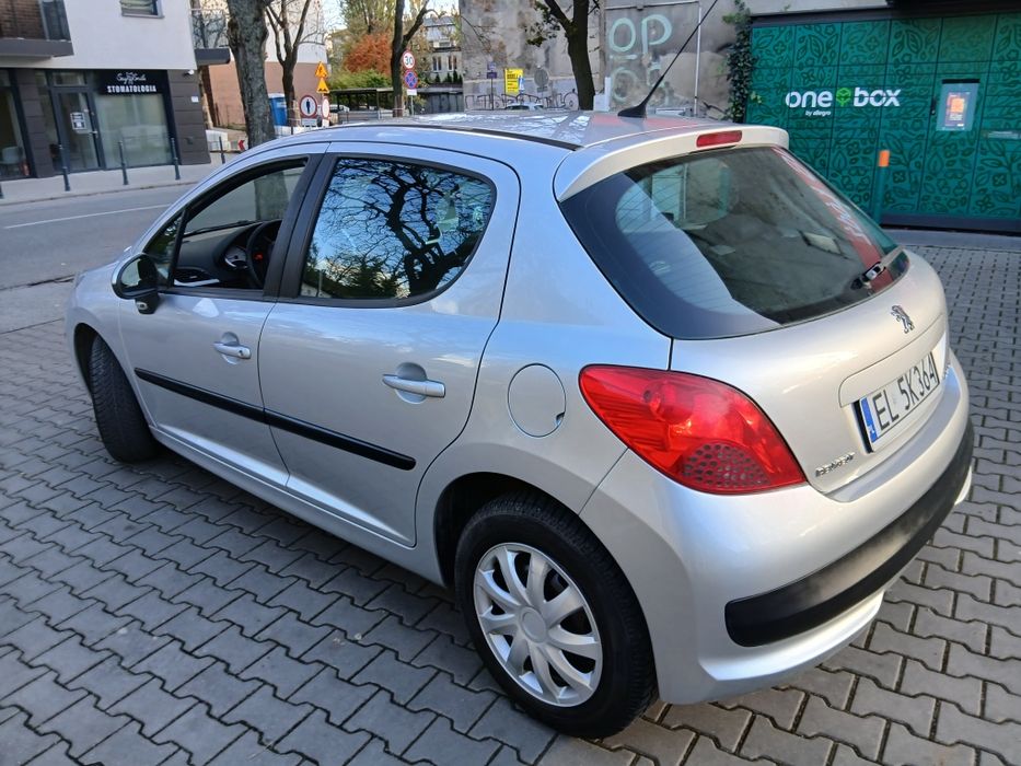 Peugeot 207