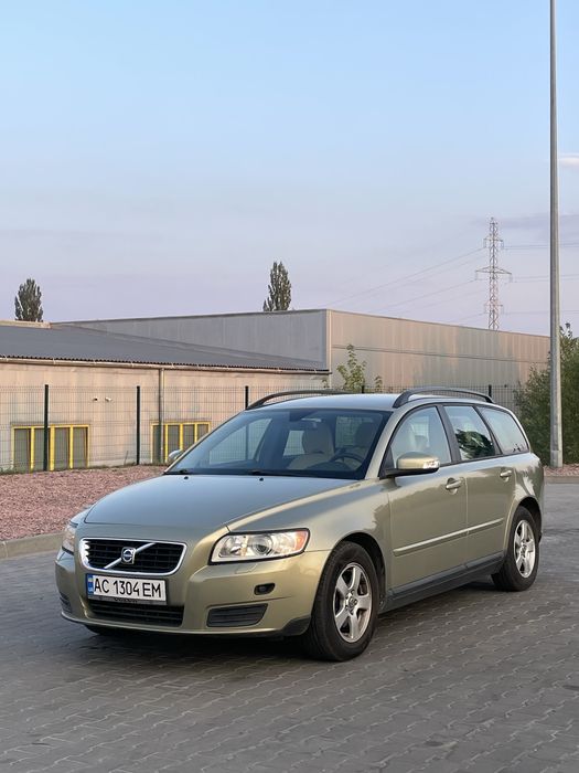 Продам Volvo V50 1.8 газ/бензин