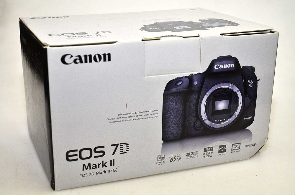 Lustrzanka Canon 7D MARK II korpus