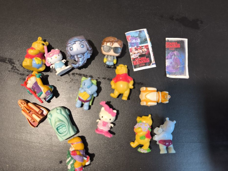Лот фігурок Kinder Surprise