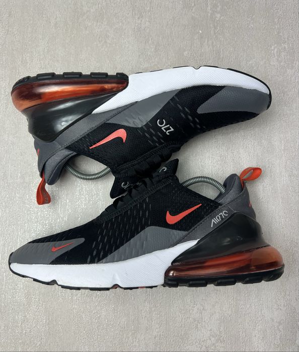 Чоловічі кросівки NIKE AIR MAX 270