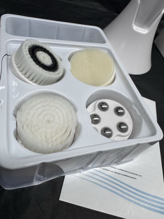 Электрическая щетка 4в1 Facial SPA kit для чистки массажа лица