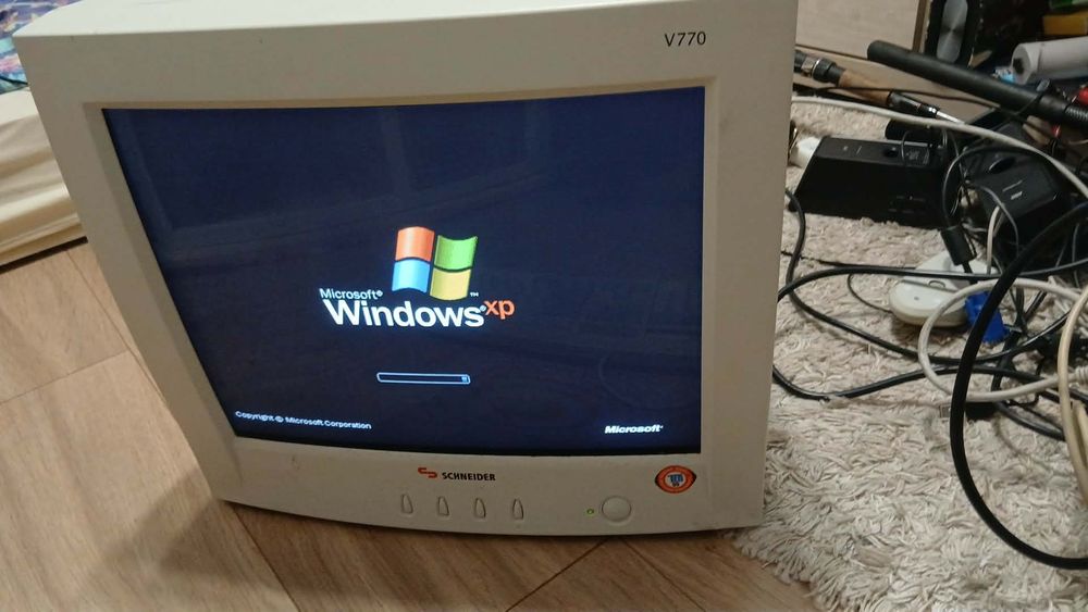 Schneider,Inter, Fujitsu, windows XP