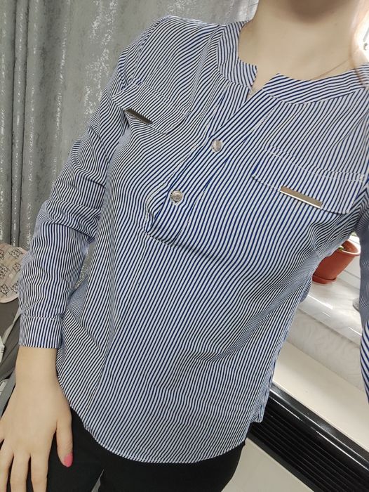 Святкова жіноча блузка