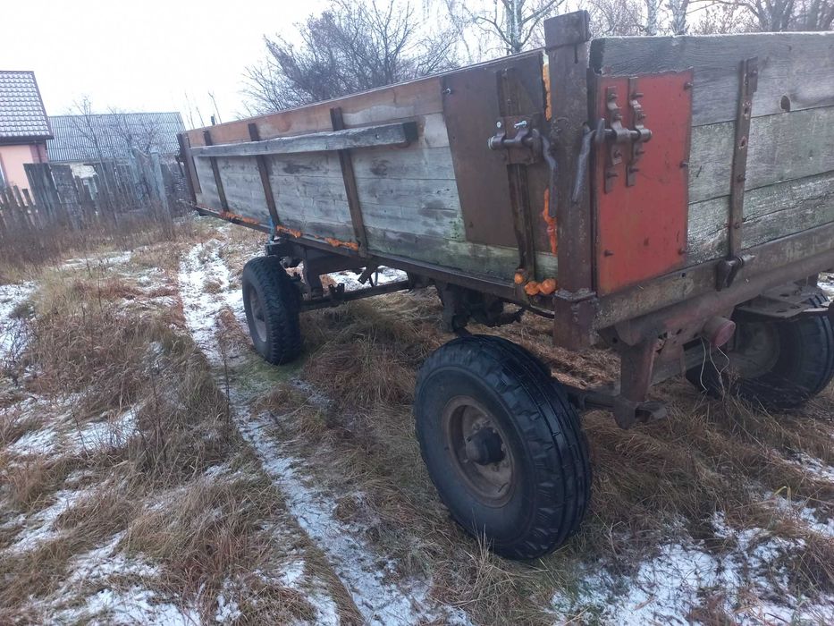 Тракторний причіп