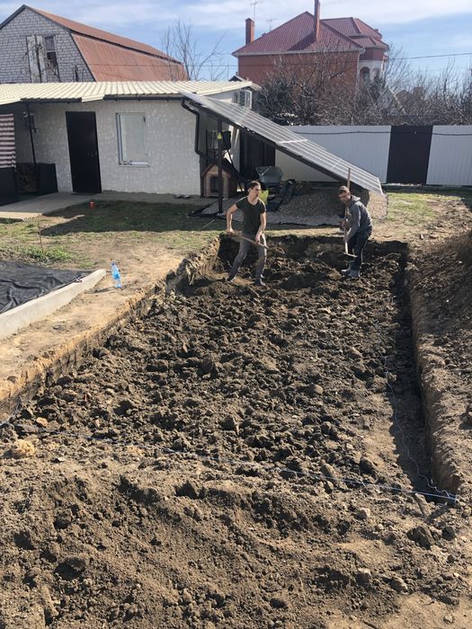 Земляные работы, копка траншей и котлованов, планировка участка