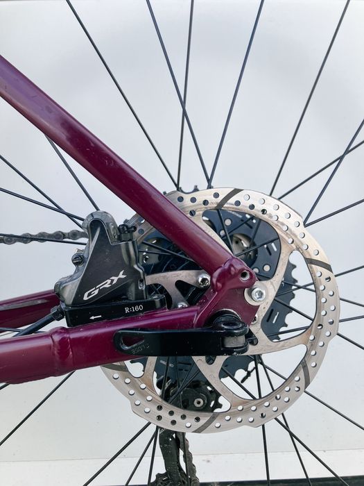 Bicicleta de gravel Triban GRVL 520 com GRX e 2º par de rodas