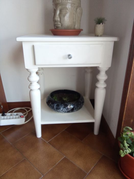 Mesa de madeira vintage