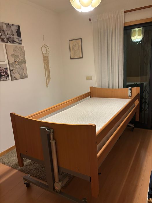 Cama articulada eletrica com colchão anti-escaras