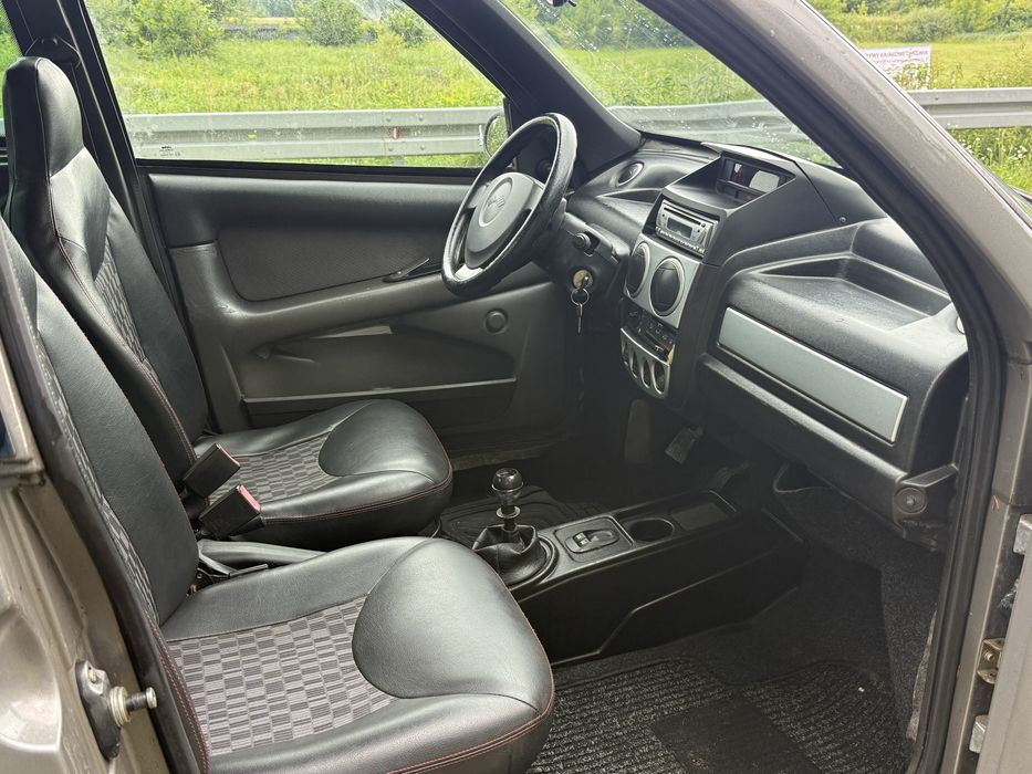 Microcar Aixam Ligier Chatenet JDM Samochód Bez Prawa Jazdy AM L6e 45 km/h