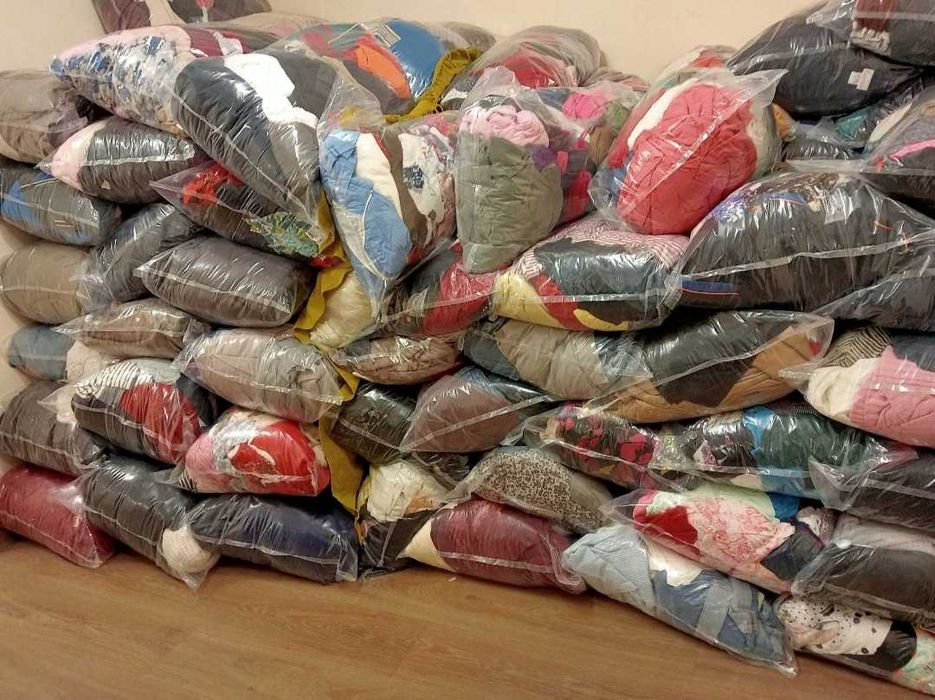 10kg odzieży używanej
