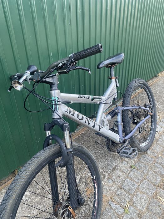 Bicicleta Monty Drive