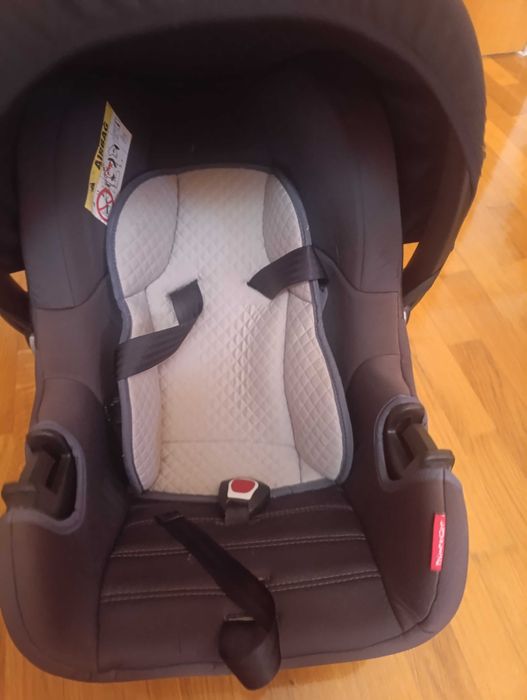 Trio: carro + alcofa + ovo