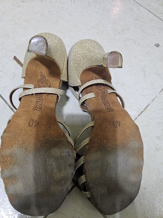 BD Dance, 40р, латина, блискуче танцювальне взуття