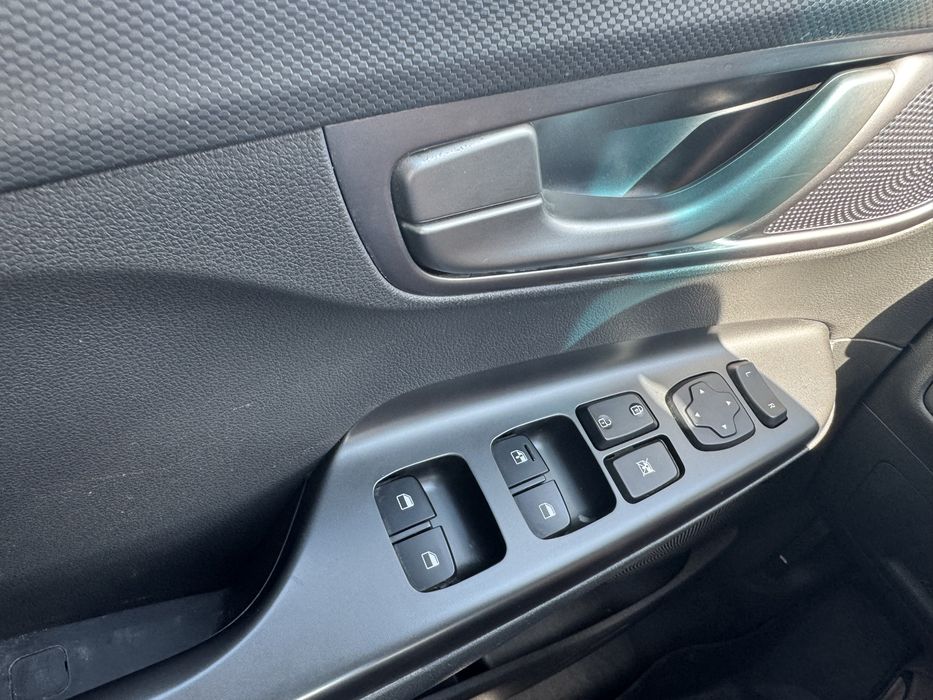 Хундай Кона Електро 64 батарея