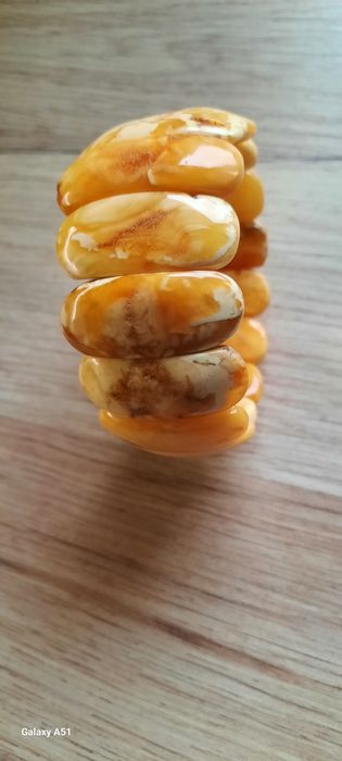 Bransoleta z naturalnego bursztynu