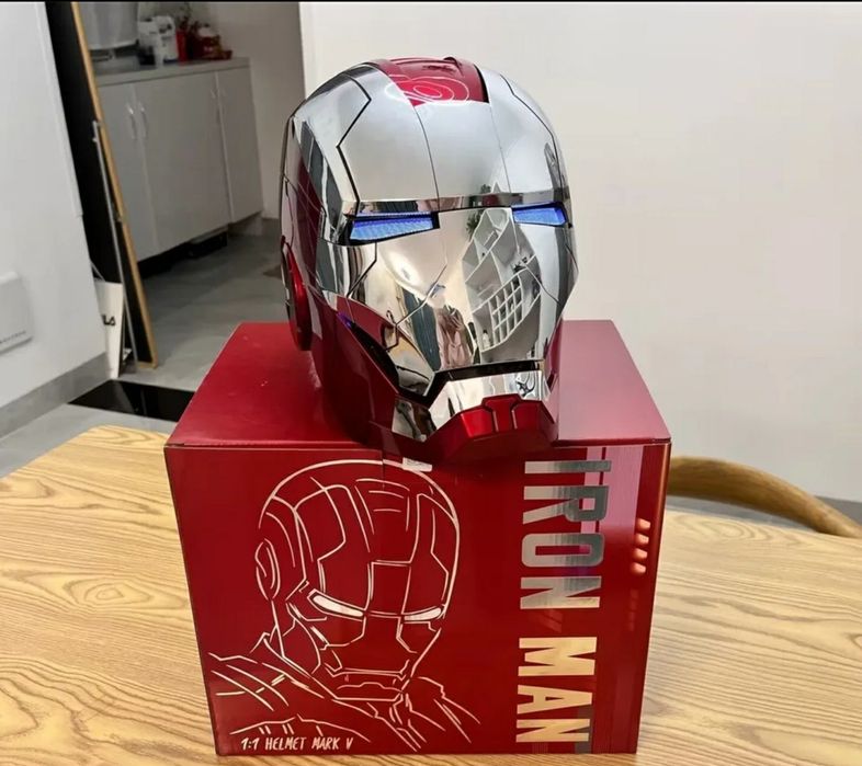 Máscara Iron Man Automática Premium Tamanho Real Prateada