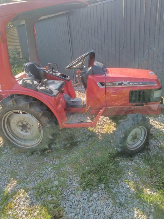 Продам  мини трактор Хонда ТХ 200