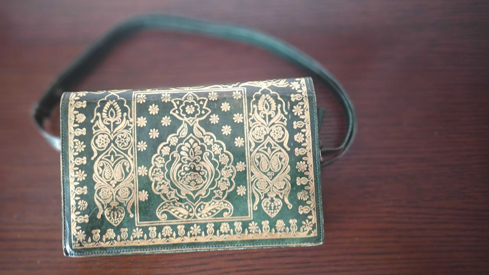 Torebka hinduska skóra oryginalna tłoczenia 60 lat nieużywana