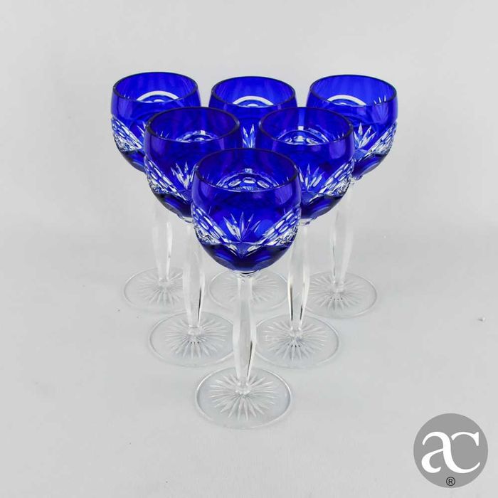 Conjunto de 6 copos Cristal da Bohemia, em Cristal Doublé azul-cobalto