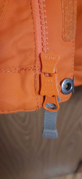 Куртки чоловічі Helly Hansen Helly Tech