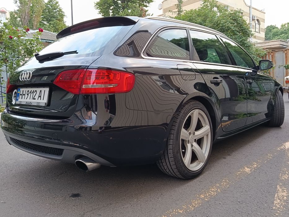 Ауди А4  S -line