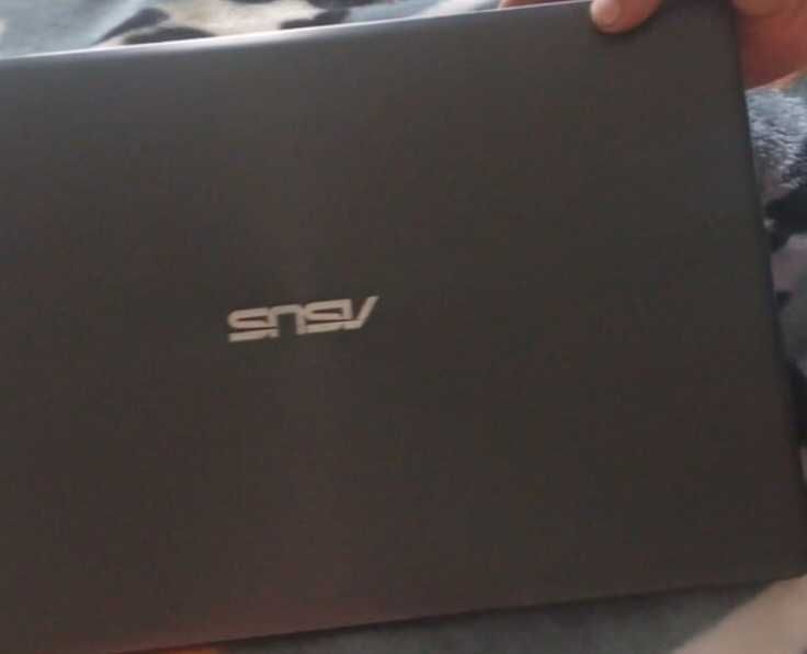 Portatil asus cinzento