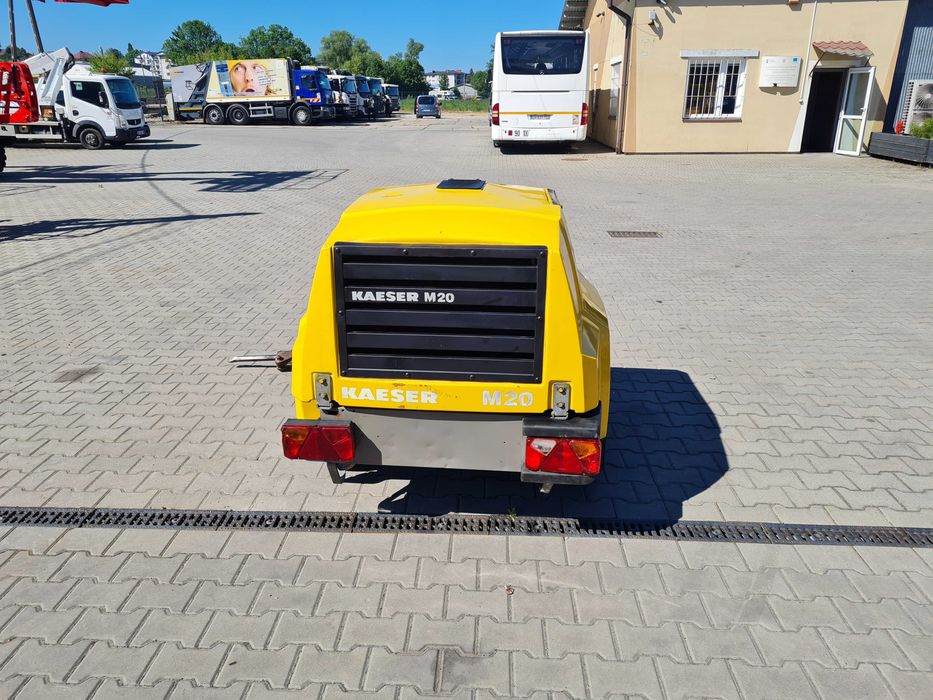 Sprężarka Kaeser M20 + młoty pneumatyczne + wąż