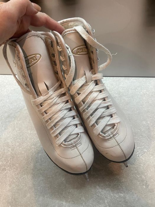 Łyżwy figurowe damskie