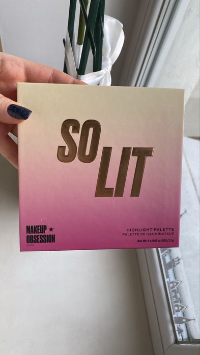 Makeup Obsession So Lit  палетка хайлайтерів