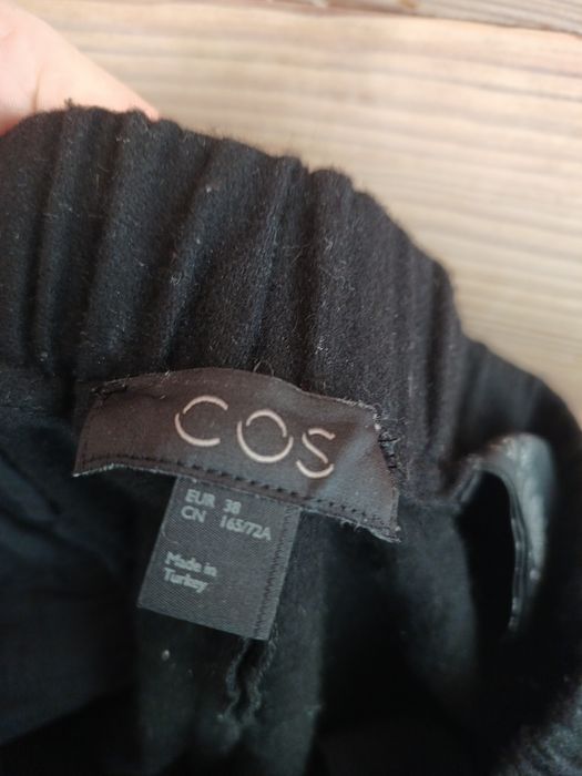 73% вовна, брюки COS