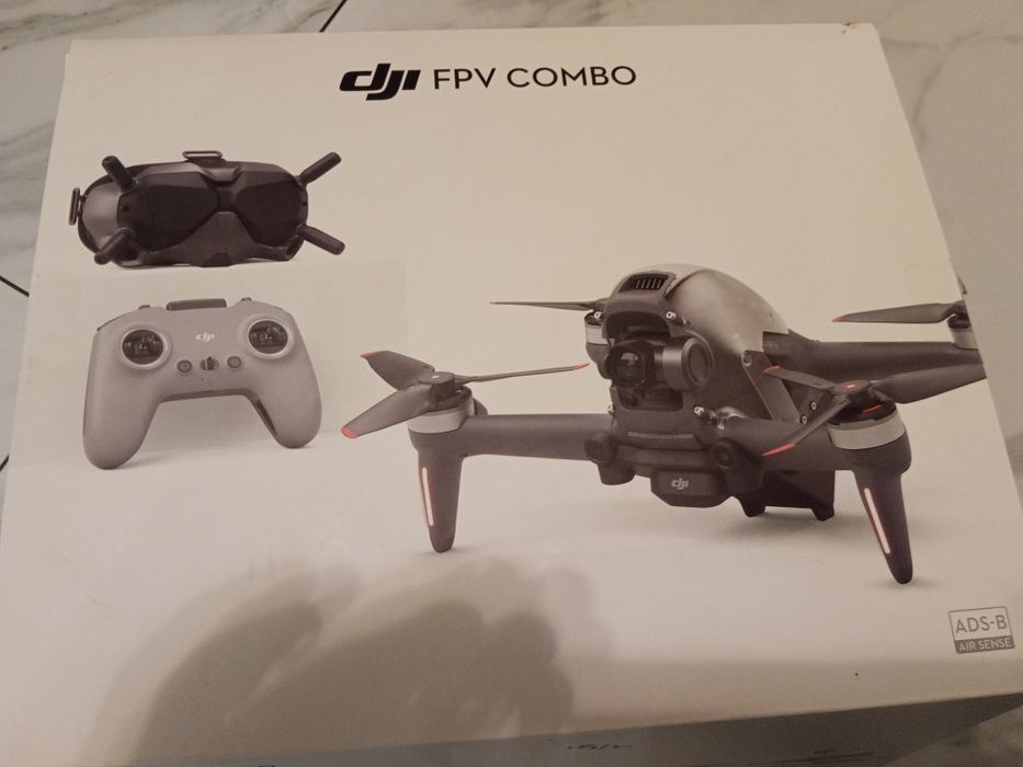 Dron  DJI FPV combo