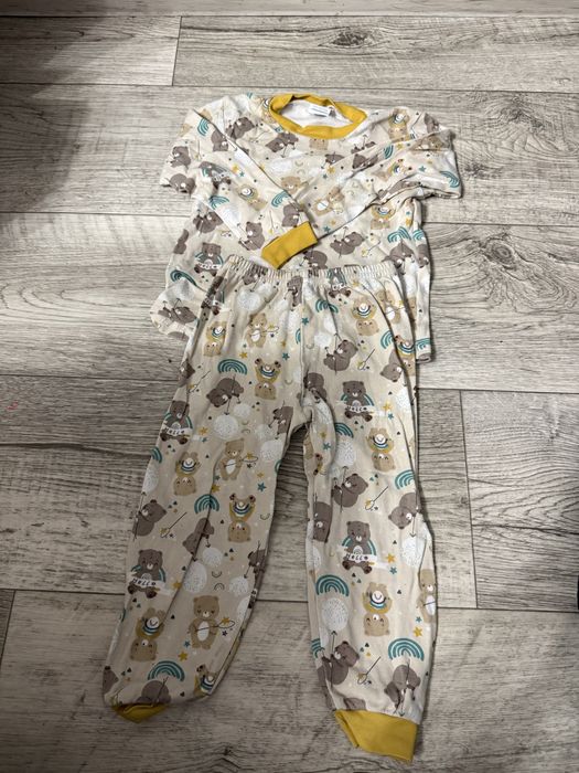 Набір речей 92 розмір