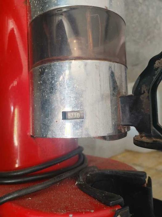 Moinho de café Astoria com contador
