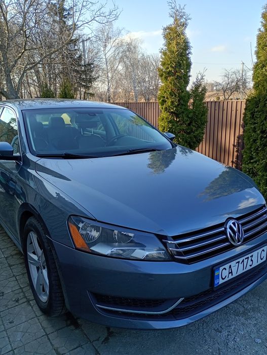 Volkswagen Passat B7 2.5 Газ/Бензин • Хороший стан • Седан