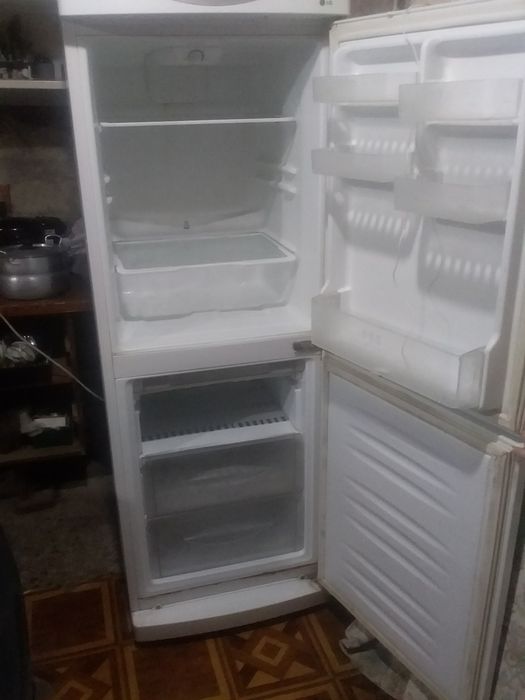 Продам Холодильника Б/У