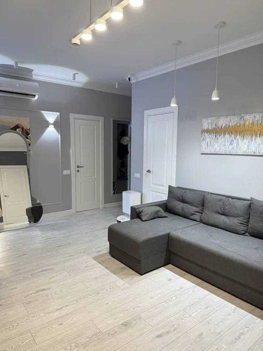 Просторная 3-комнатная квартира в ЖК «40 Жемчужина»  Киевский район