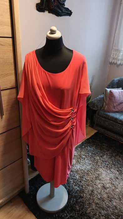 Sukienka wieczorowa nowa