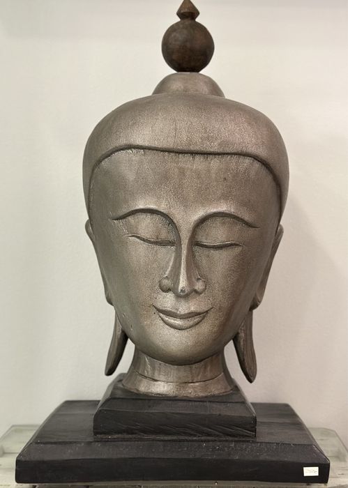 Deusa em Madeira - 70cm x 39cm