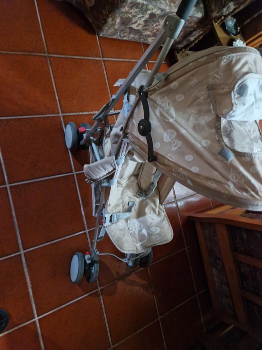 Carrinho bebe + parque