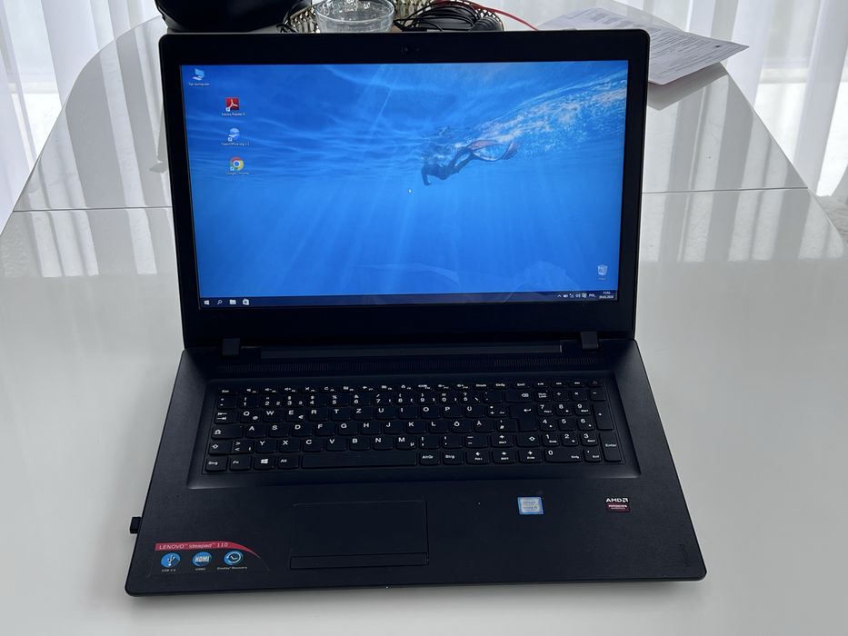 Laptop Lenovo 17 Duży