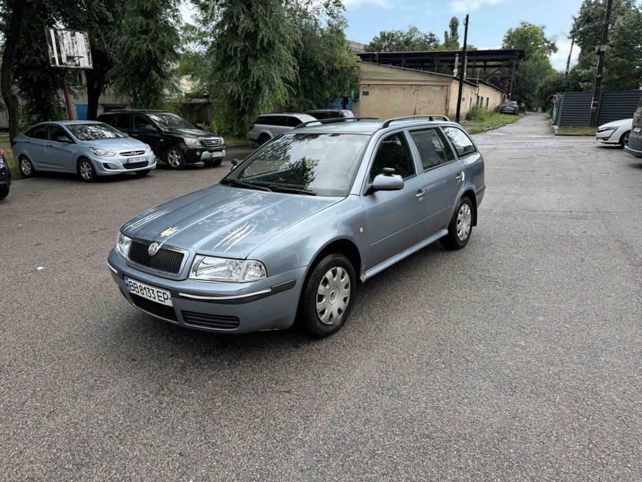 Продам Шкода Октавия 2004 год 1,6 газ бензин