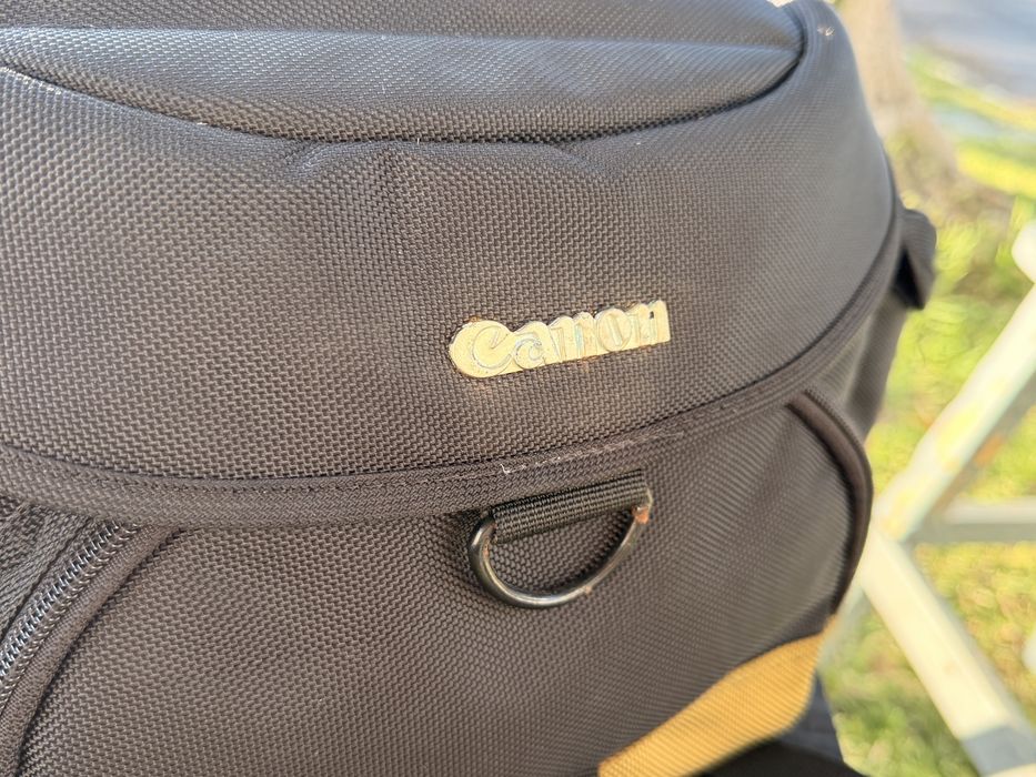 Mala Canon para Câmara Fotográfica e Acessórios
