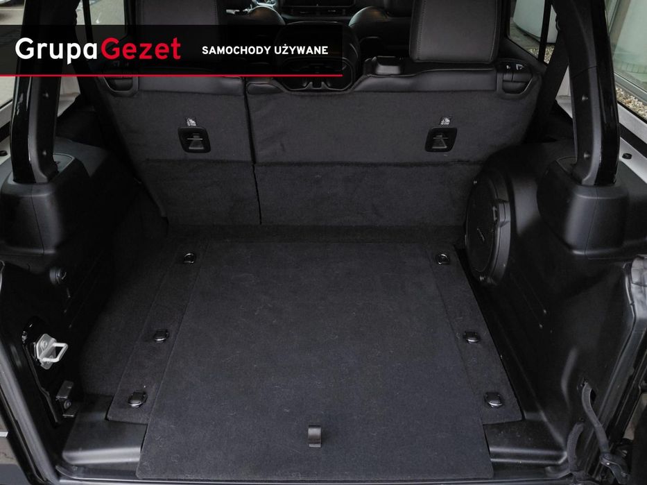 Jeep Wrangler 2.0 Turbo Sahara / salon Jeep