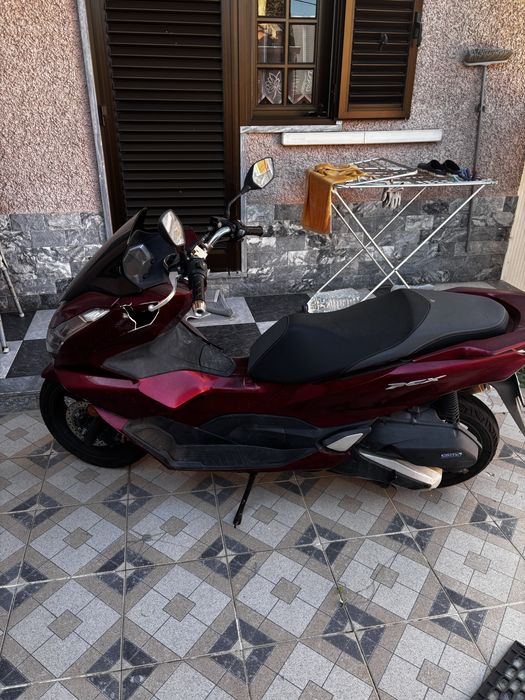 Honda PCX 2023 poucos kms