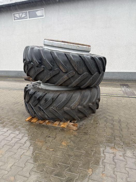 Koła bliźniacze 650/65 r42 + sprzęgi