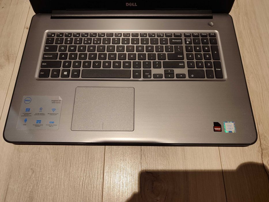 Szybki Dell 17,3" | i3 | 8GB DDR4 | SSD+HDD | Radeon 4GB | Win10 | Office