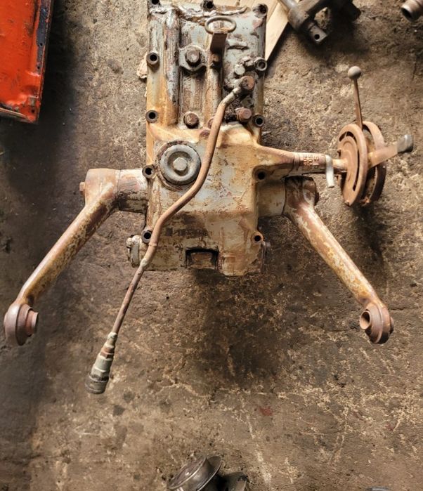 Podnośnik Ursus C360,na części